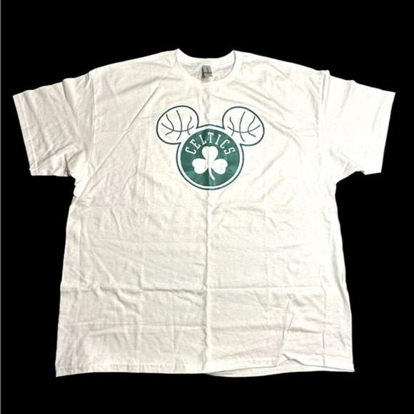 Men’s Custom Made Mickey Mouse Boston Celtics T-shirt - Size XXL - NWOT - Picture 1 of 3